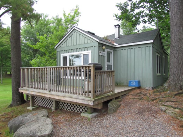 Pine Vista Resort Traditional accomodation
