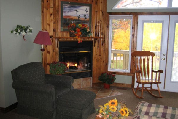 Vacation home living room and fireplace.