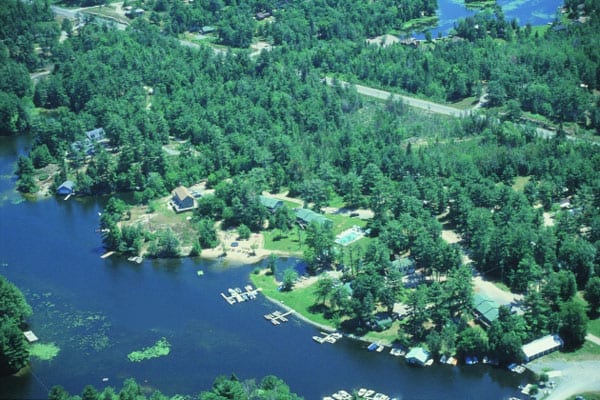 Aerial view of Pine Vista Resort.